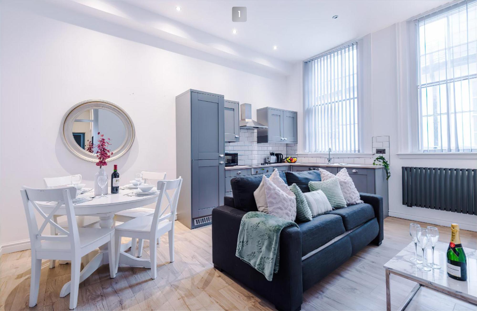 Modern 2-Bedroom Apt In The Heart Of City Centre Liverpool Exterior foto